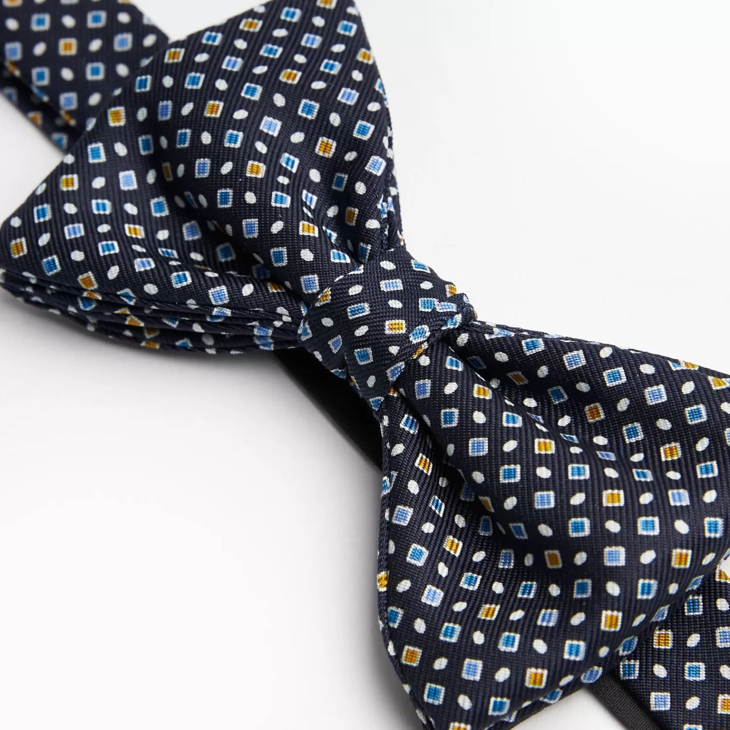 Dark Blue Pre-Knotted Silk Bowtie - Small Geometric Pattern>E.Marinella Sale