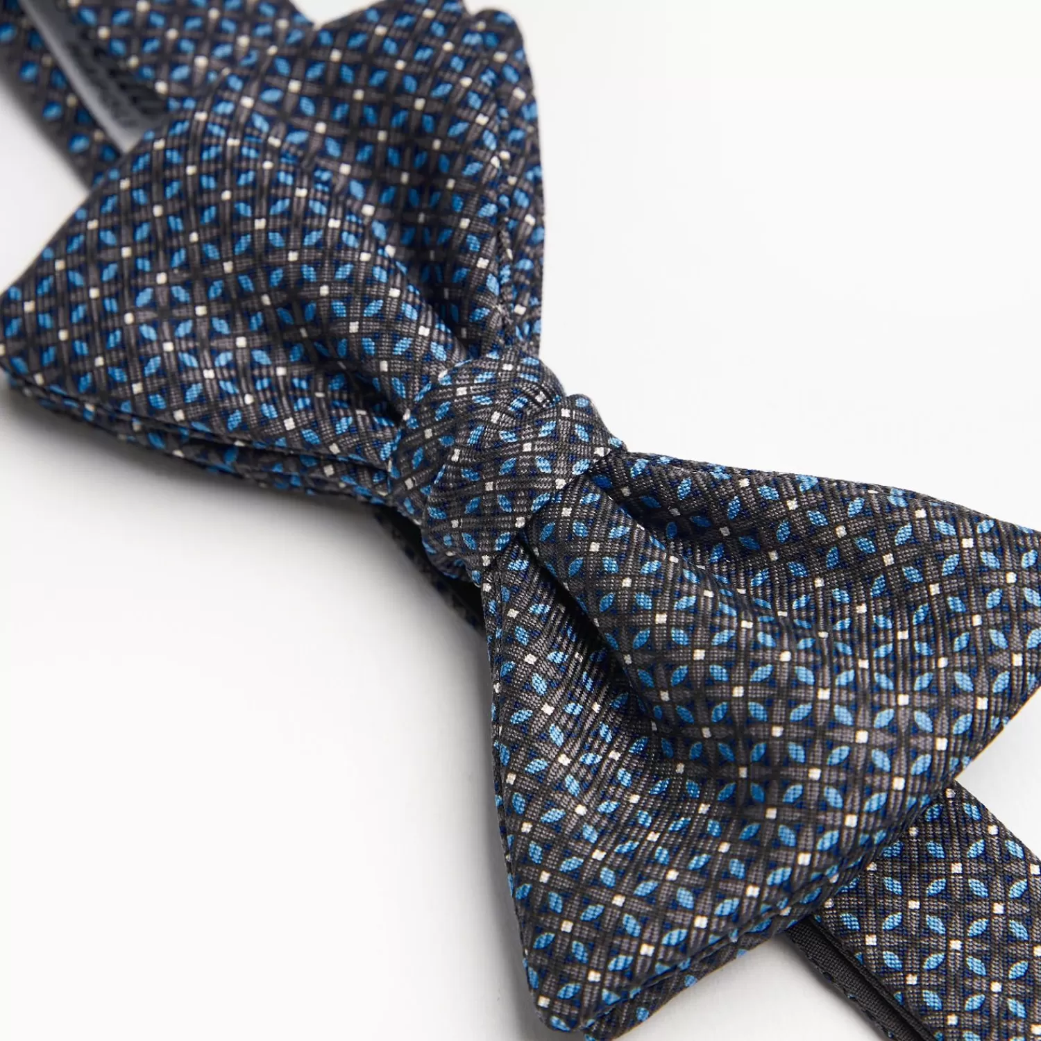 Dark Grey Pre-Knotted Silk Bowtie - Small Geometric Pattern>E.Marinella Best