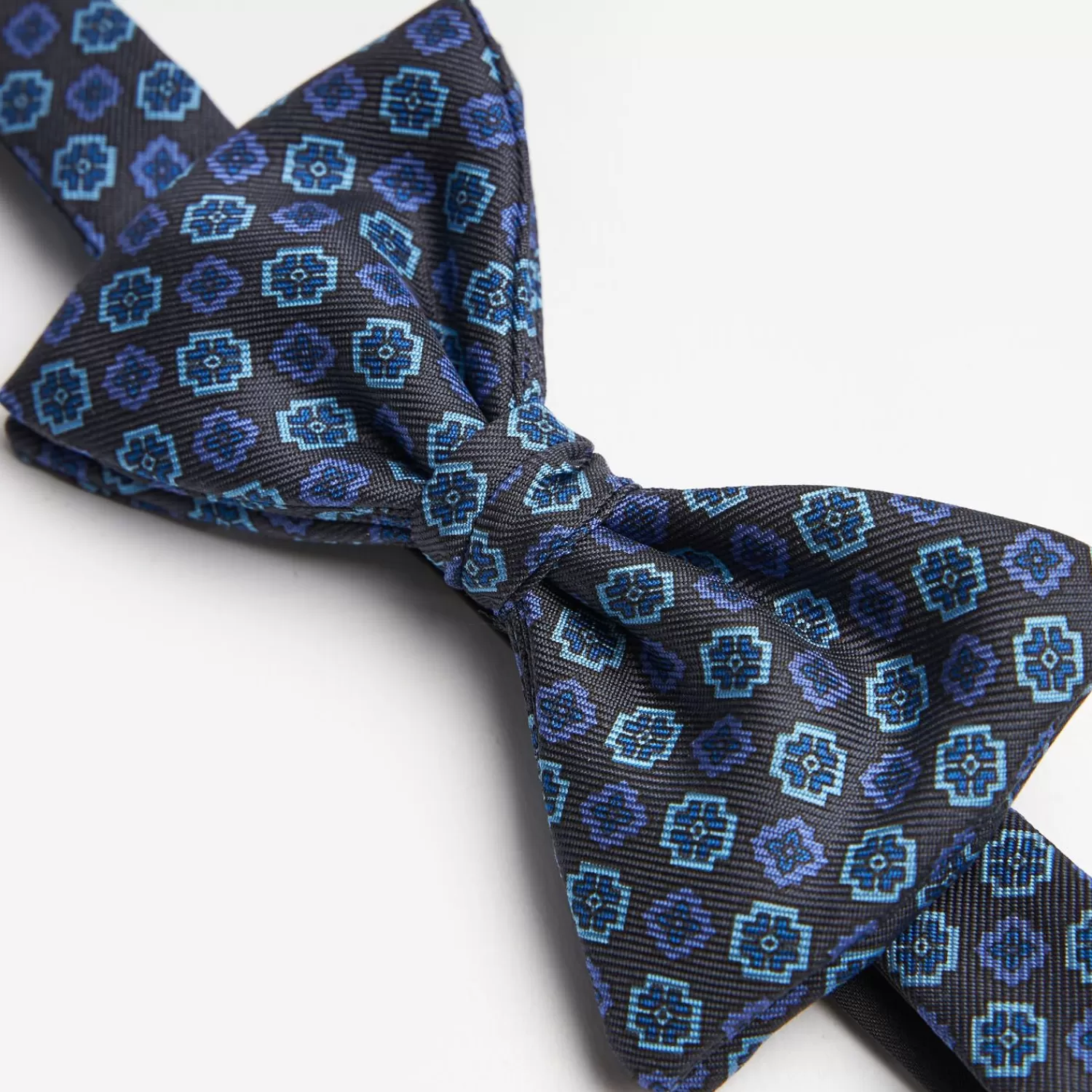 Dark Grey Pre-Knotted Silk Bowtie- Large Flower Pattern>E.Marinella Discount
