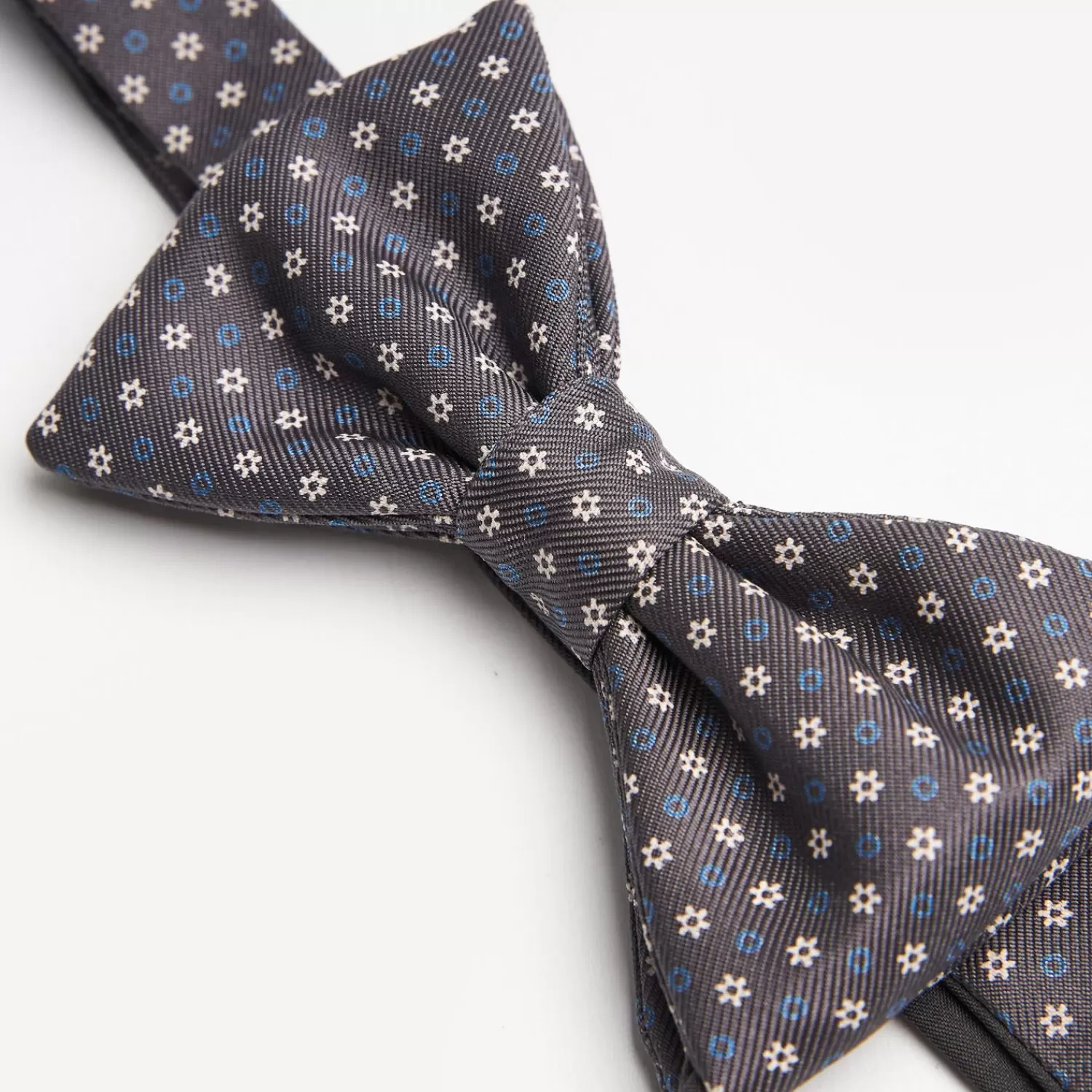 Dark Grey Pre-Knotted Silk Bowtie- Small Flower Pattern>E.Marinella Hot