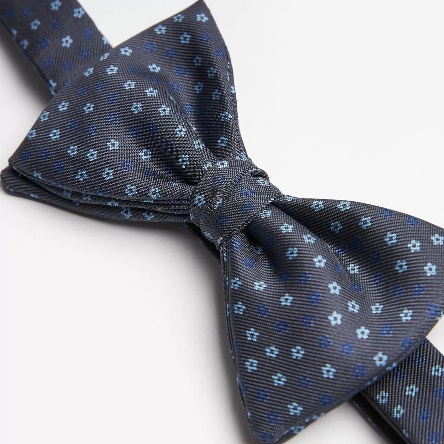 Dark Grey Pre-Knotted Silk Bowtie- Small Flower Pattern>E.Marinella Fashion