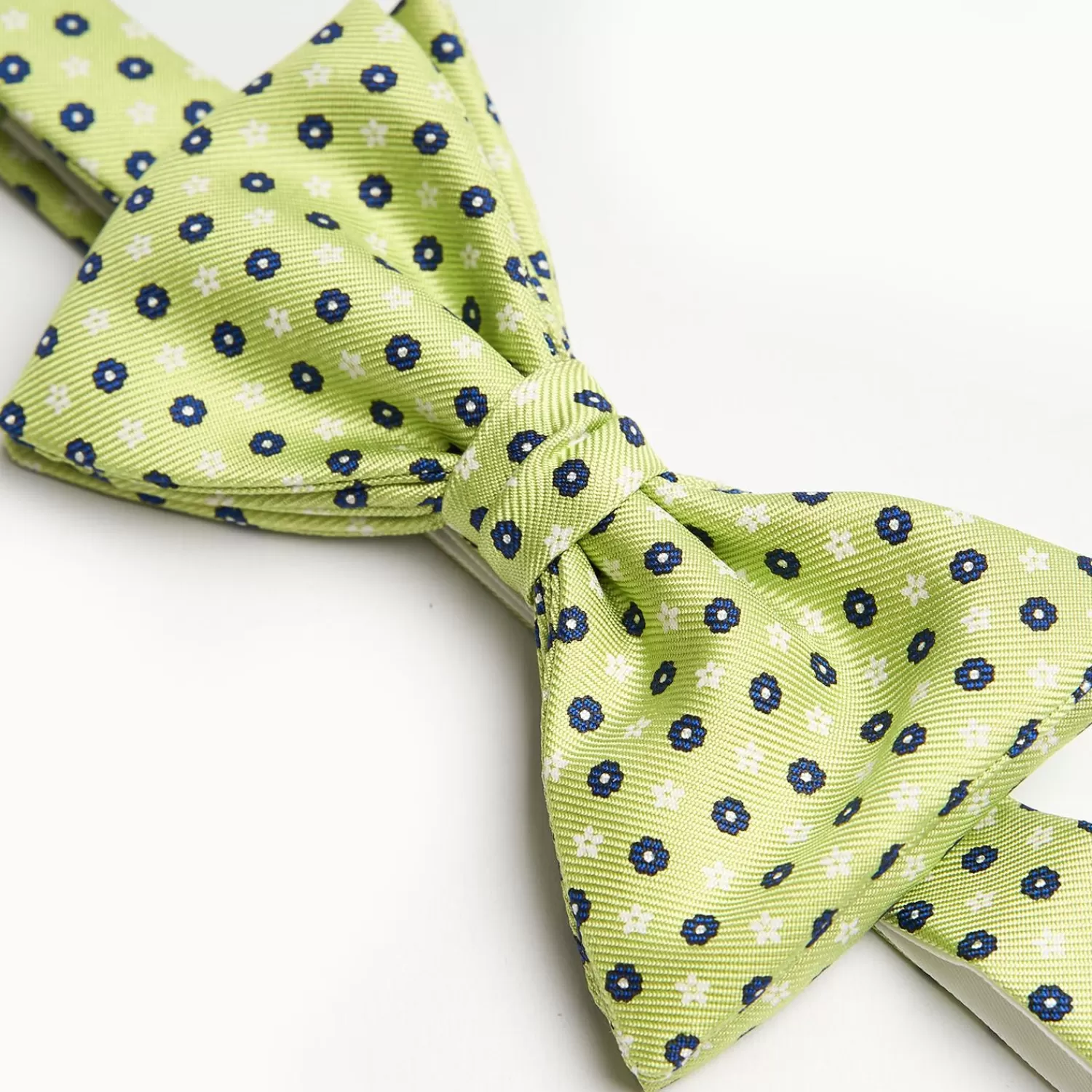 Light Green Pre-Knotted Silk Bowtie - Small Flower Pattern>E.Marinella Fashion