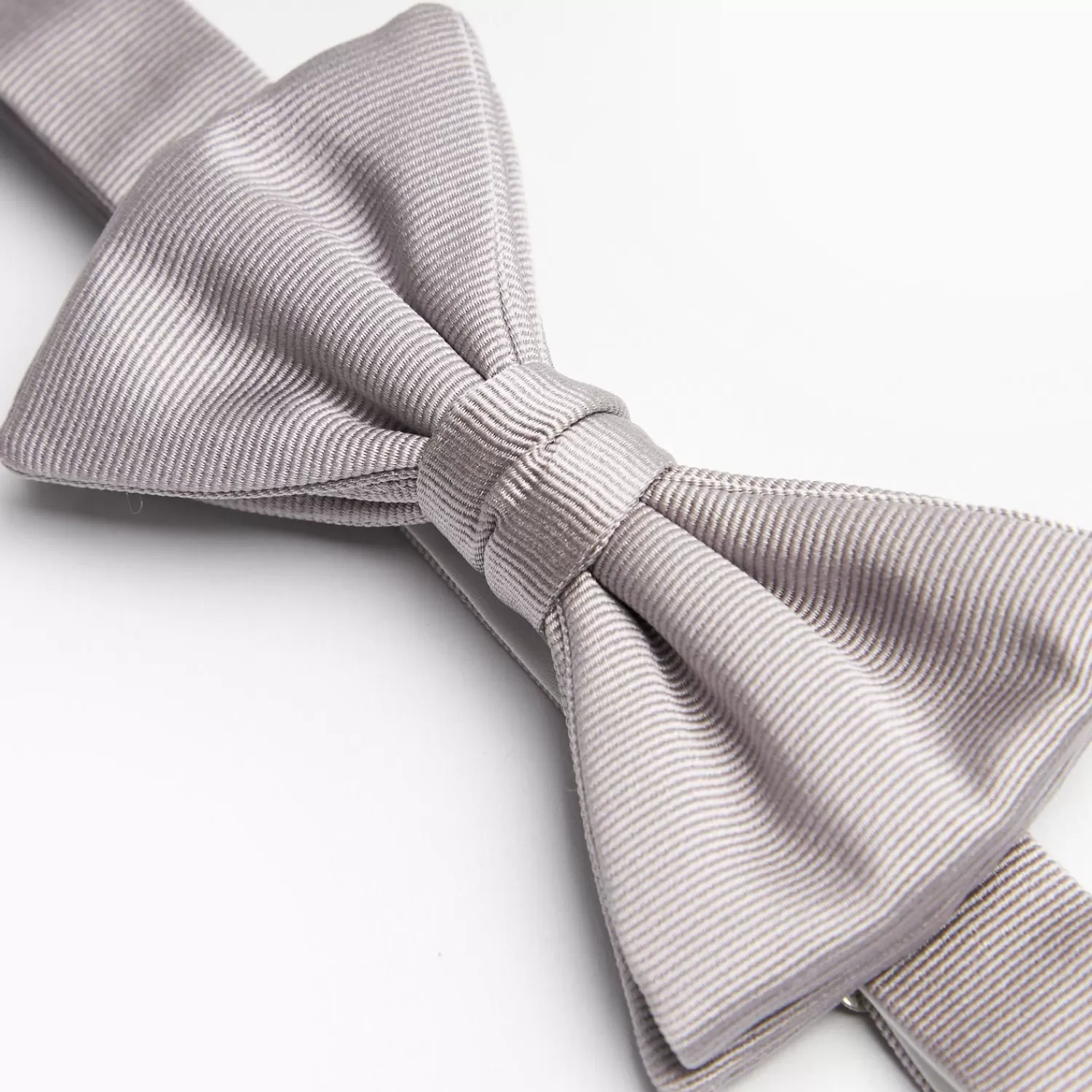 Light Grey Pre-Knotted Silk Bowtie - Solid Color>E.Marinella Clearance