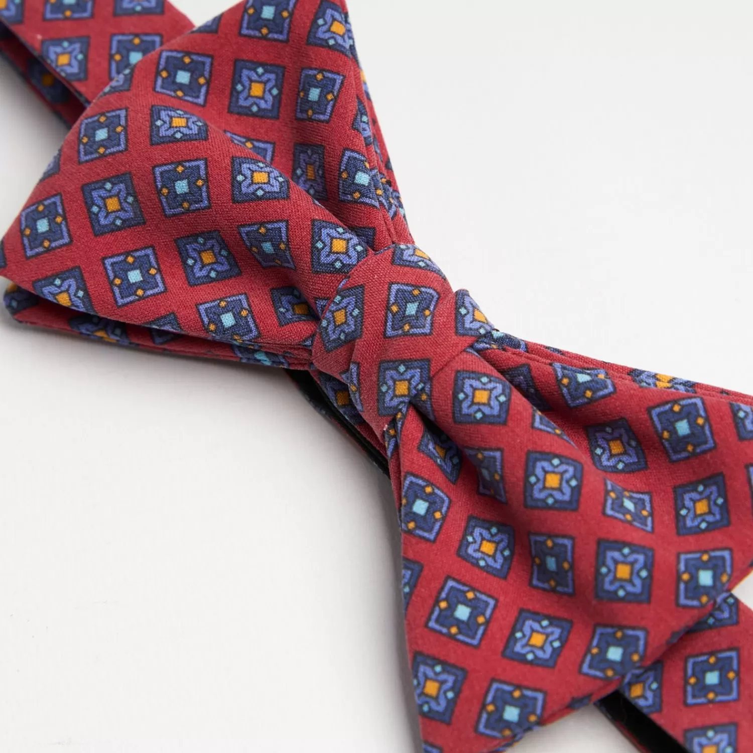 Red Pre-Knotted Silk Bowtie - Large Flower Pattern>E.Marinella Clearance